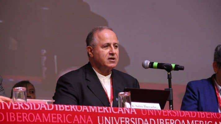 Padre jesuita alerta sobre caer en la trampa de la 