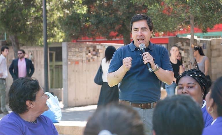 Arzobispo de Santiago de Chile nombra al P. Jorge Muñoz SJ como Vicario de la Pastoral Social de la Arquidiócesis