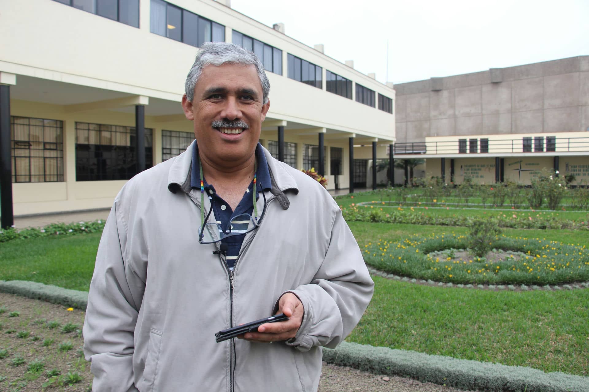 ¿Qué es la Colaboración? Por: Claudio Solis