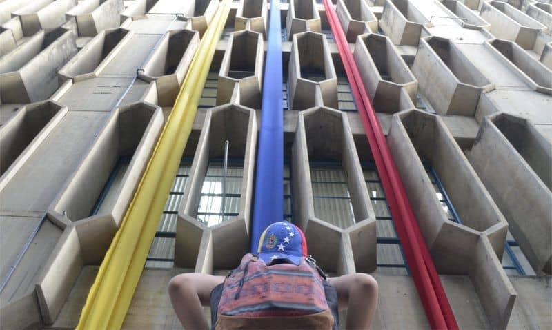 65 años de excelencia educativa y lucha democrática