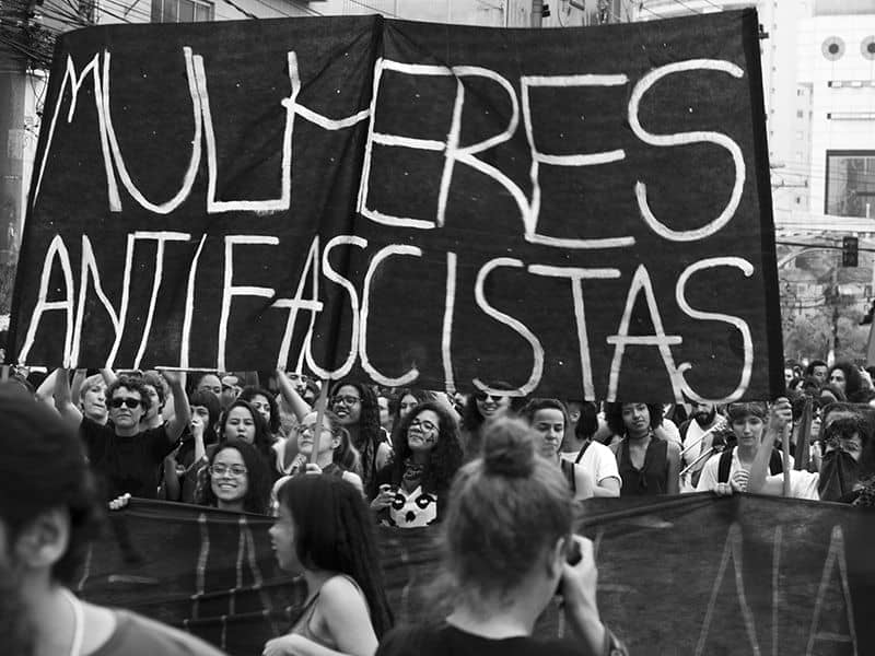 Tejiendo esperanza en tiempos sombríos ¡El fascismo no nos representa!