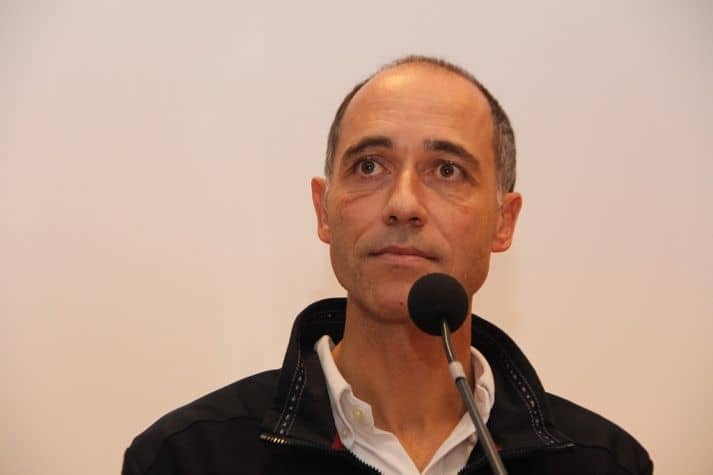 Olaizola: Redes sociales pueden causar mucha soledad e imponen muros