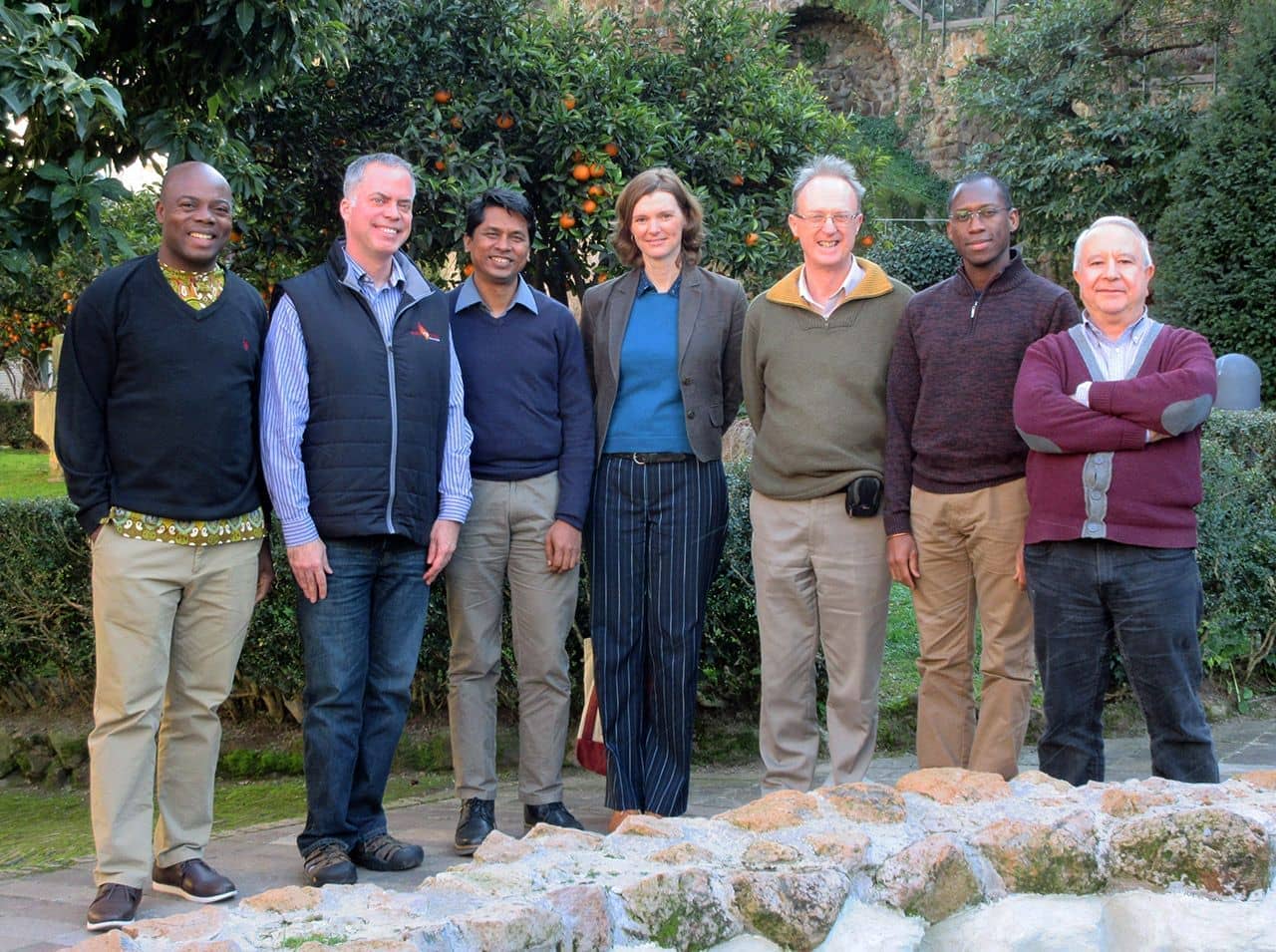 Los historiadores jesuitas pueden ser hombres jóvenes