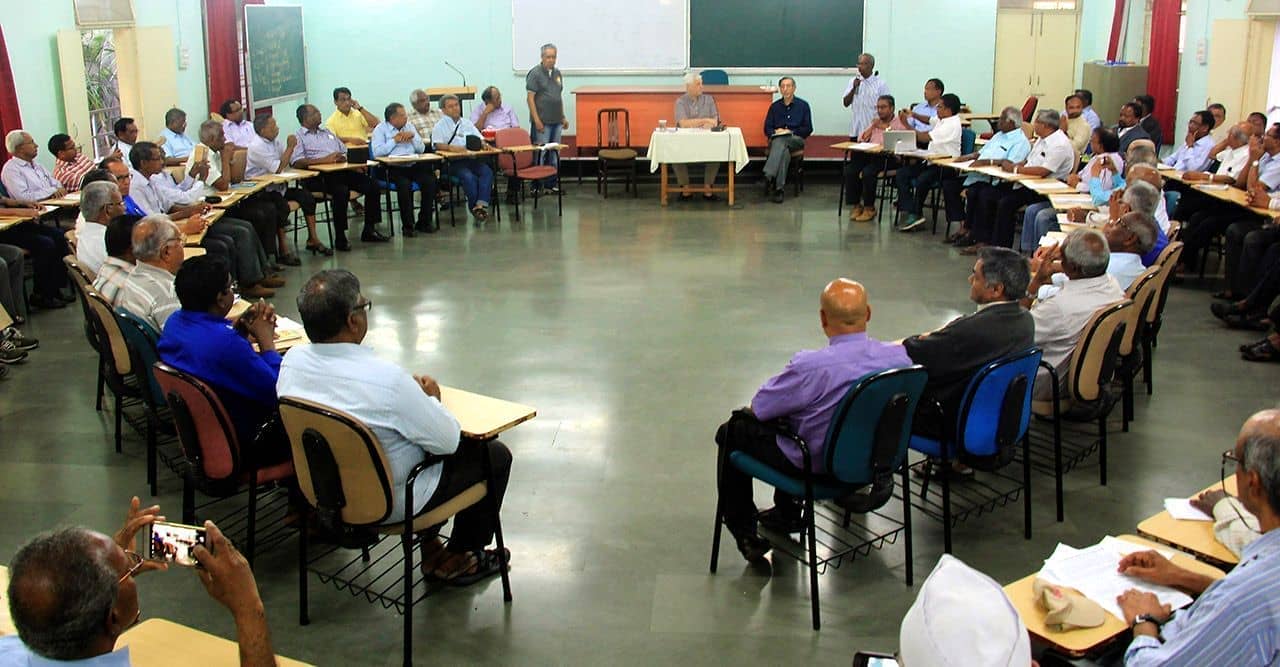 Los Hermanos jesuitas - Santidad a través del Servicio