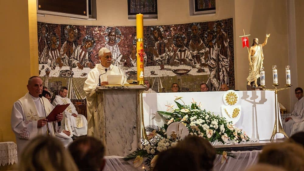 “Acompañando a la juventud”, lema del padre General en su recorrido por Polonia