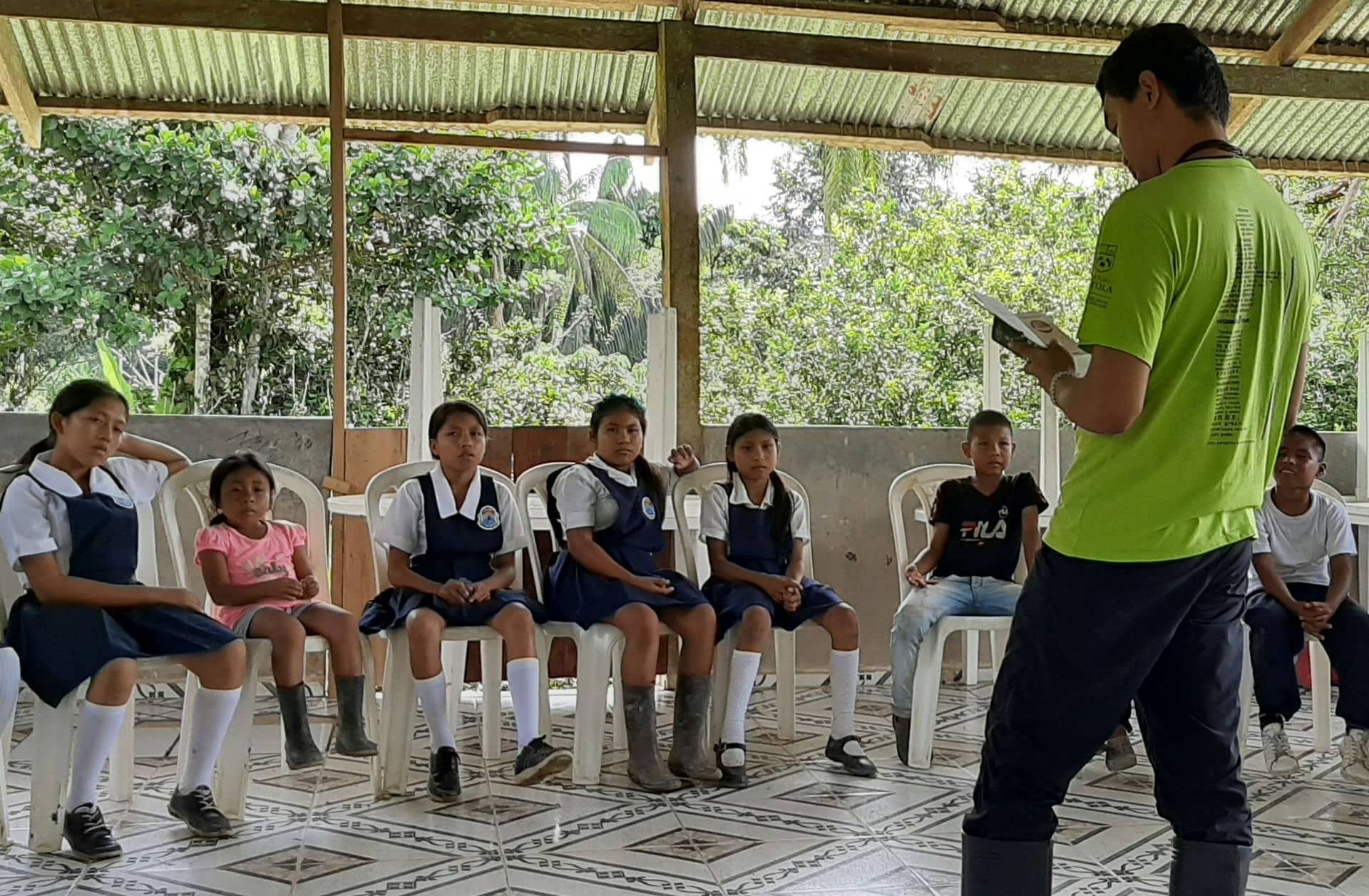 Visita a las comunidades indígenas del Río Amazonas
