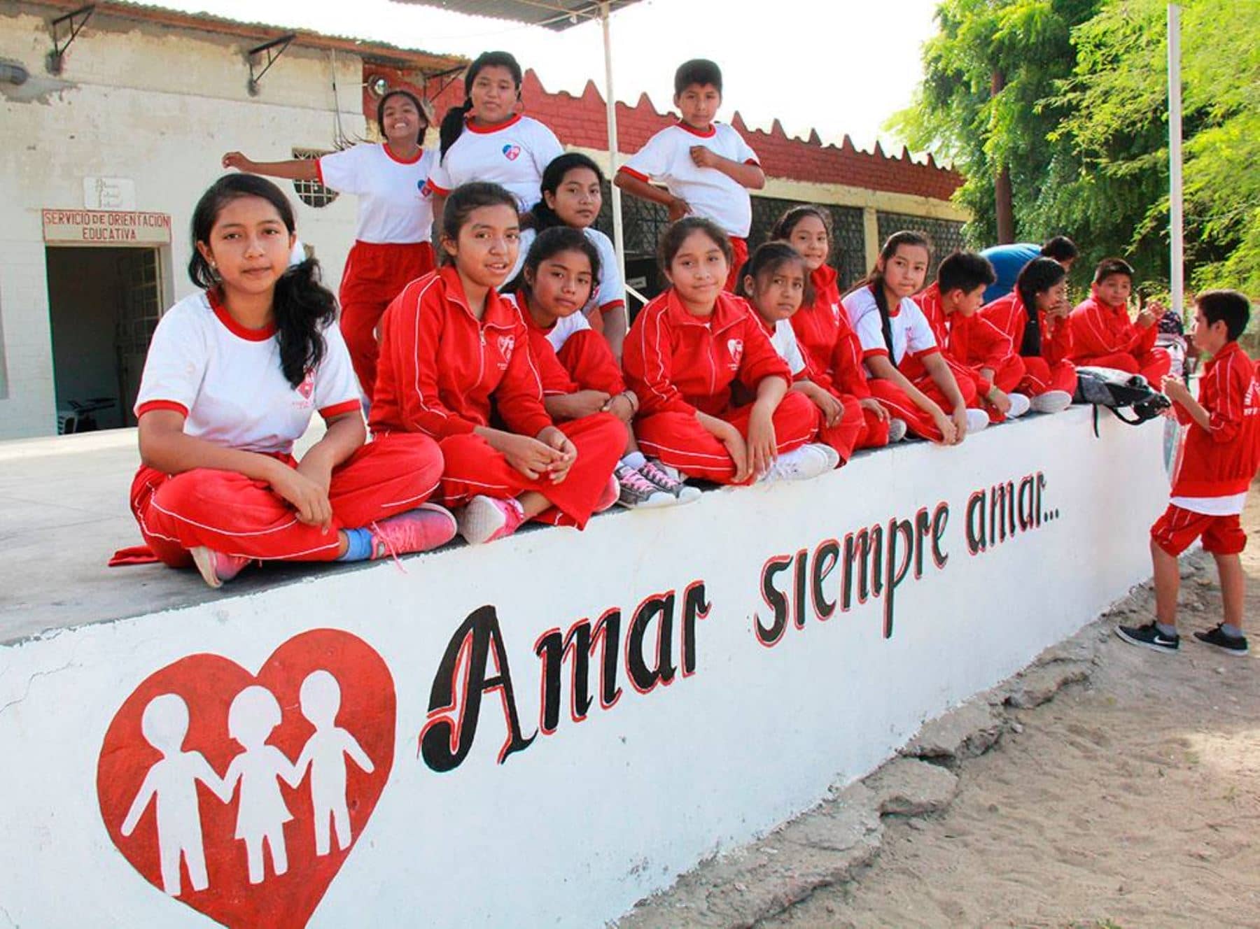 #65añosConFeyAlegria: Trabajando por la educación de los más pobres