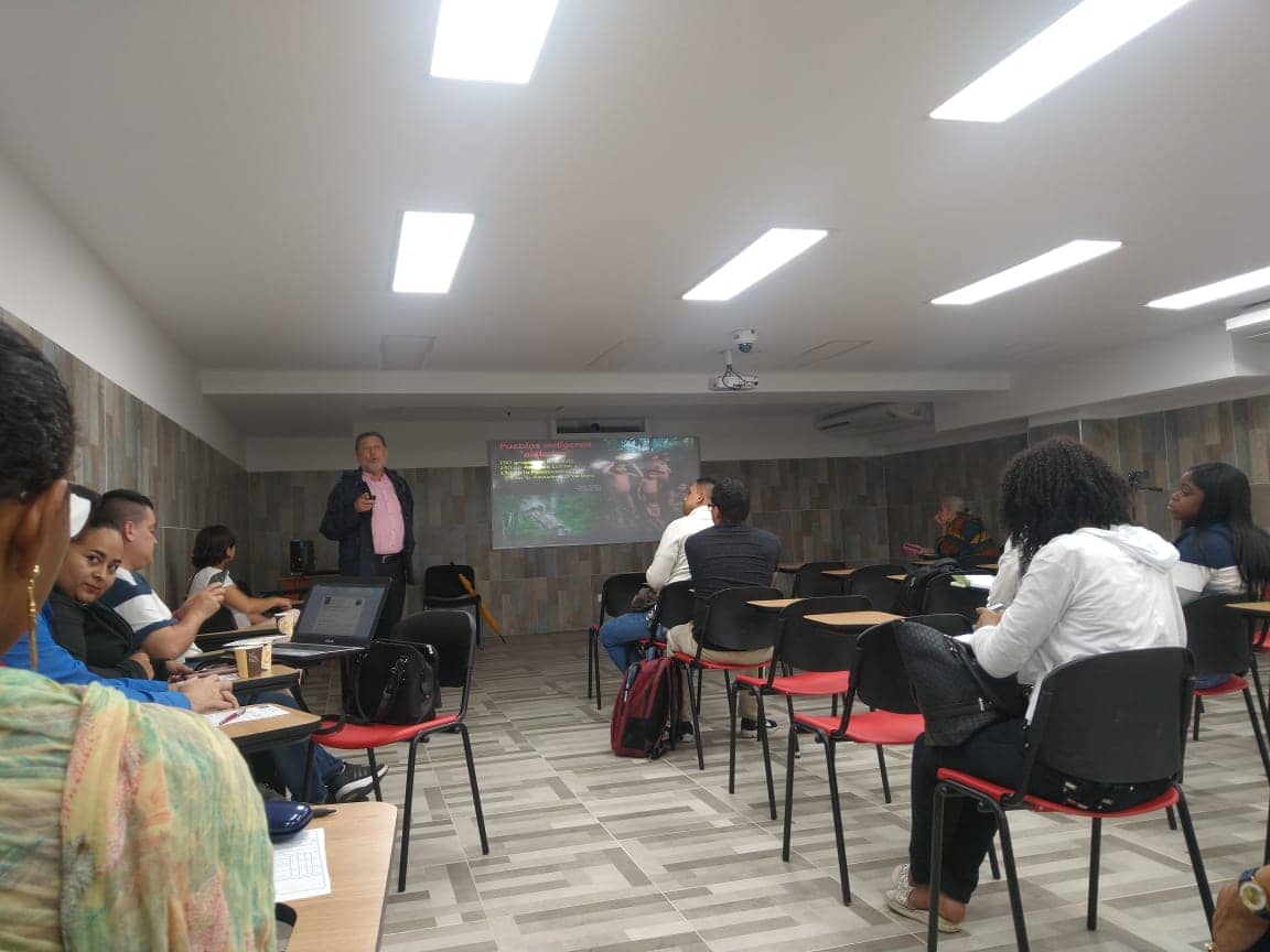 Contactos en Universidades del Valle del Cauca