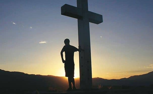 La lucha contra la Covid-19 y la fe joven al pie del cañón