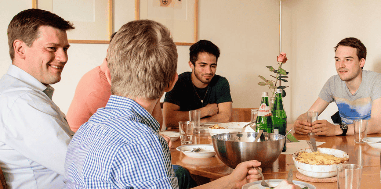 Invitando a los jóvenes a vivir una vida en plenitud