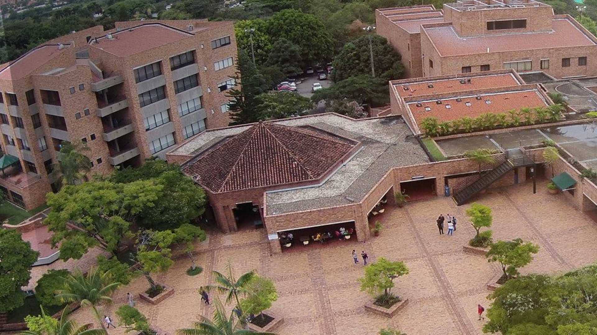 Las encíclicas Fratelli Tutti, Laudato Si y las PAU de la compañía, como bases de la Planificación Estratégica e Innovación Educativa de la Javeriana de Cali