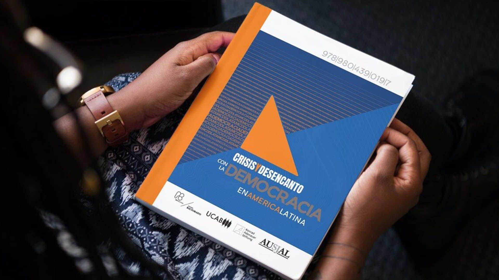 Libro sobre Democracia en América Latina